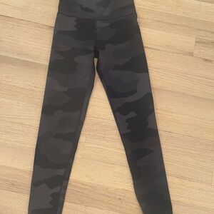 Womens Aerie Small Camouflage Leggings